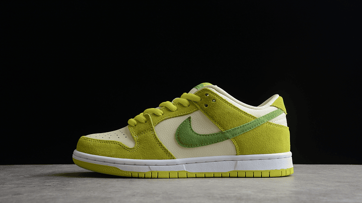 Dunk low green apple 1