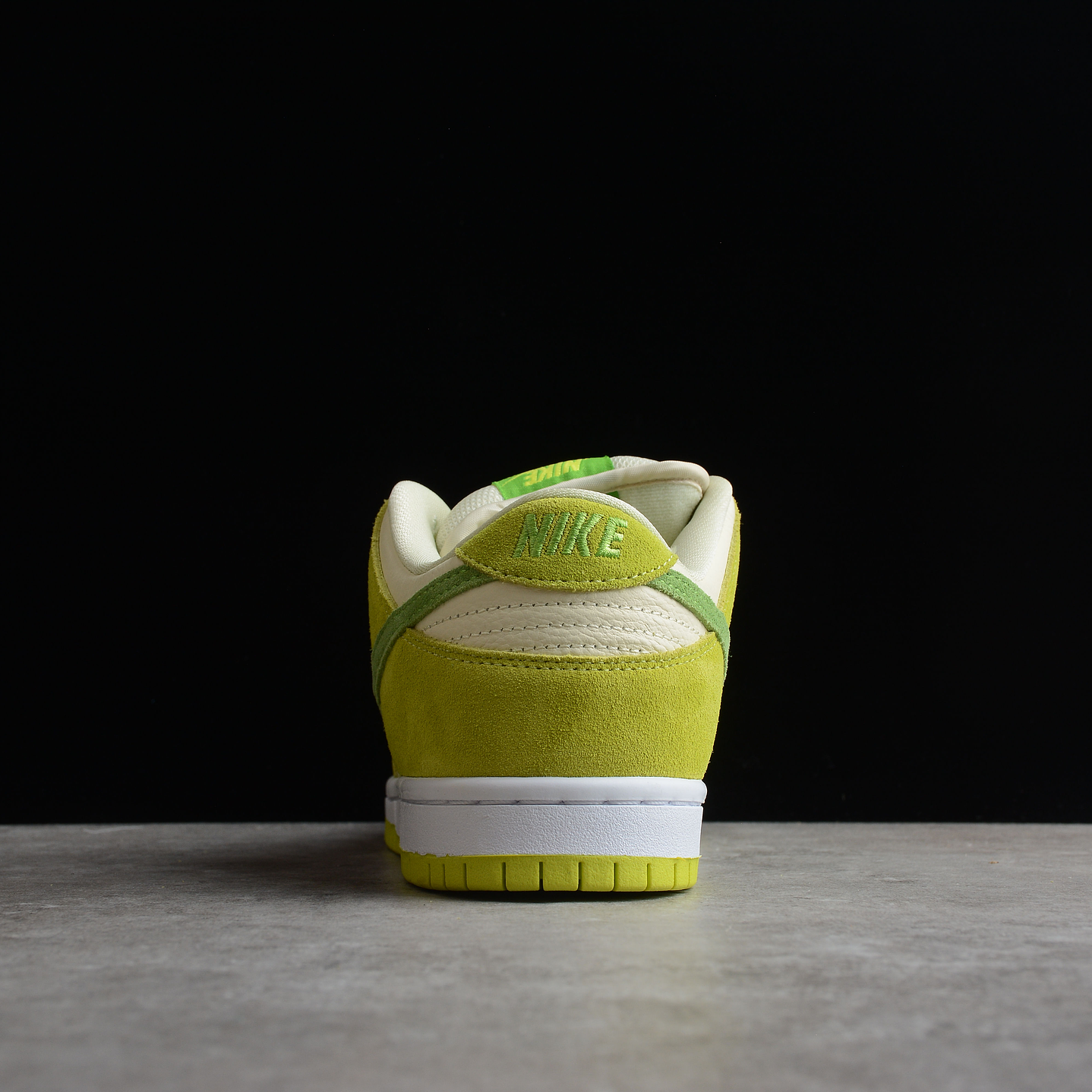 Dunk low green apple 4