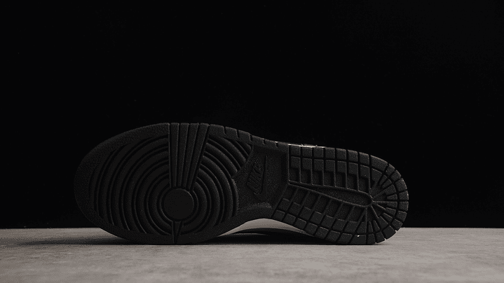 Dunk low driftwood 3