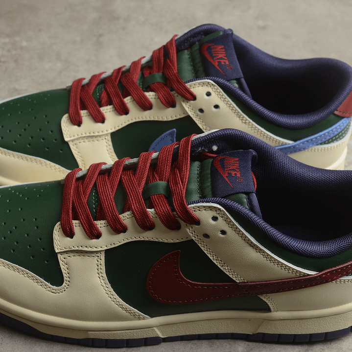 Dunk low gorge green sail 5