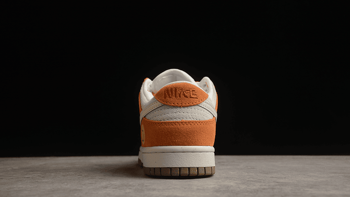 Dunk low orange smile 4