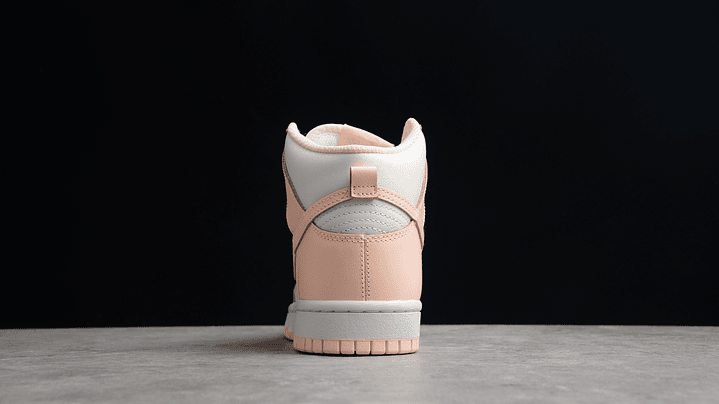 Dunk high crimson tint 4