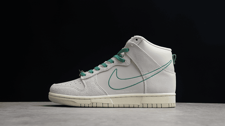 Dunk high first use green 1