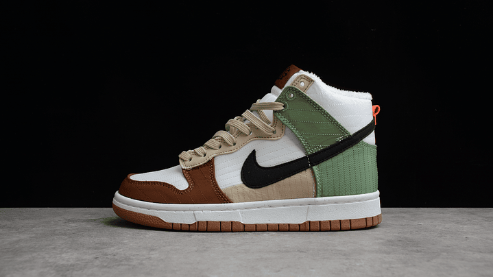 Dunk high LX toasty 1