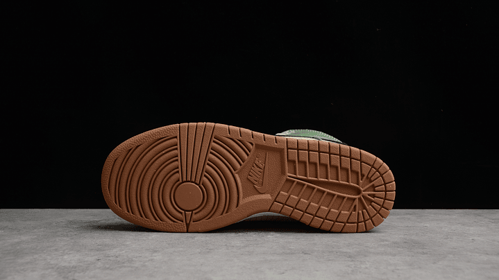 Dunk high LX toasty 3