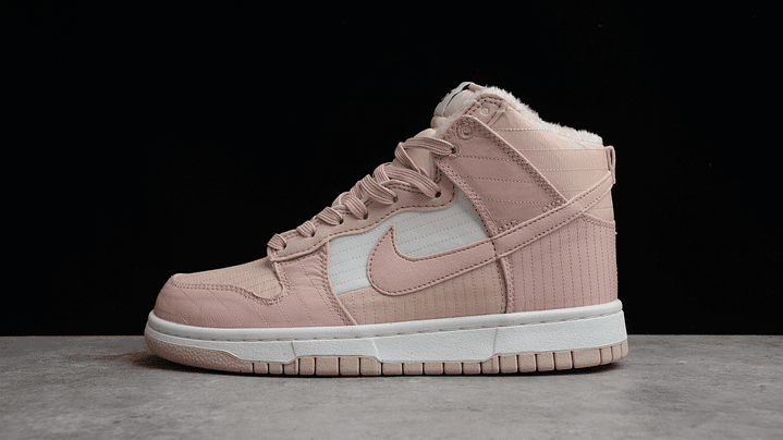Dunk high next nature pink 1