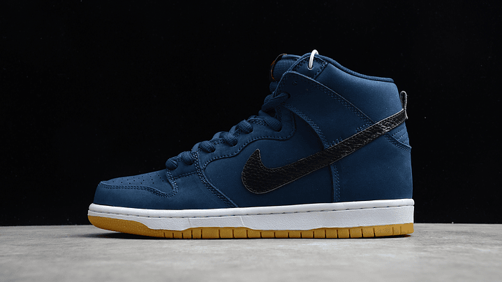 Dunk high orange label midnight navy 1
