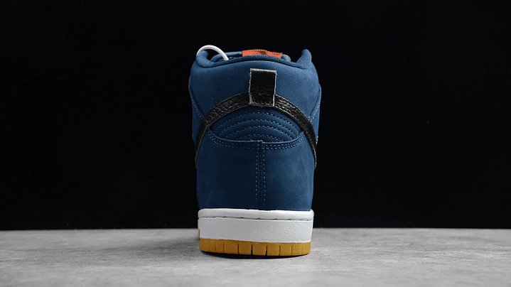 Dunk high orange label midnight navy 4