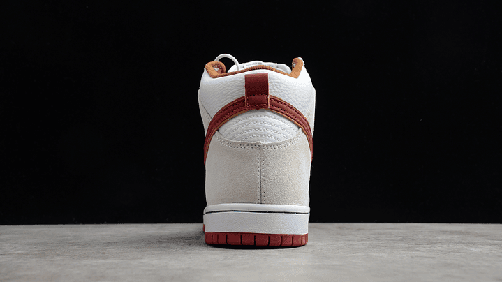 Dunk high sail bright crimson 4