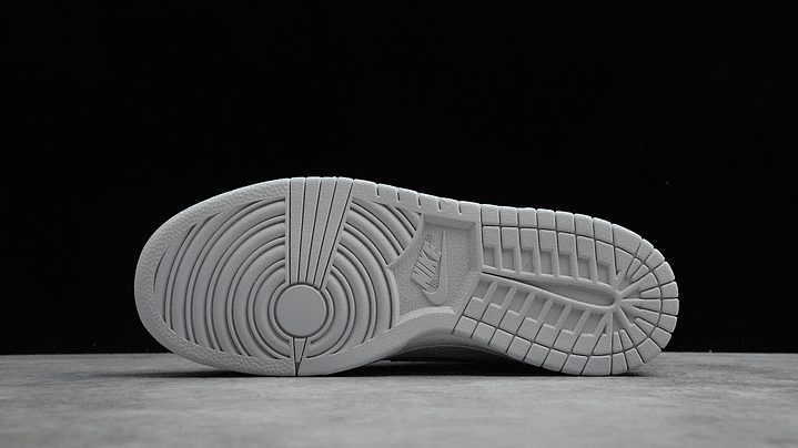 Dunk high pure platinum 3