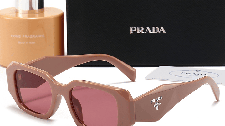 Gafas Prada rosa 1