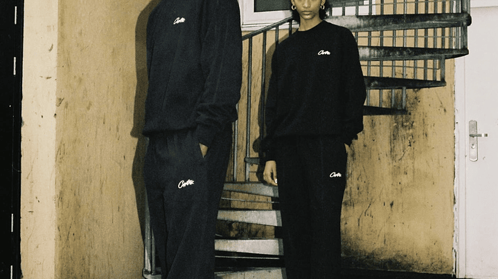 Crewneck corteiz negro minimalista  3