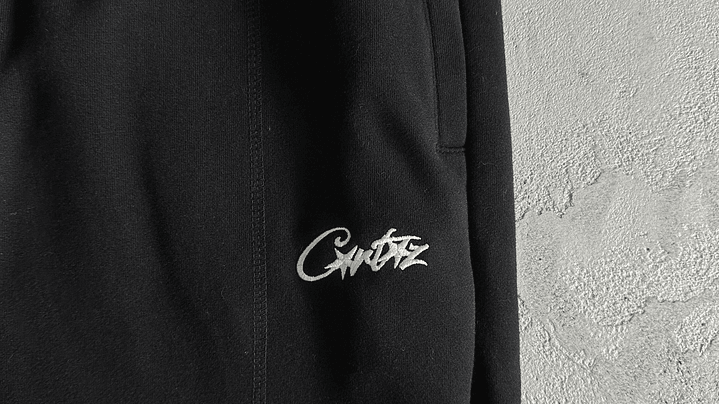 Pants Corteiz negro minimalista 7