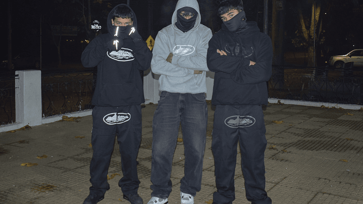 Hoodie Corteiz black Island 1