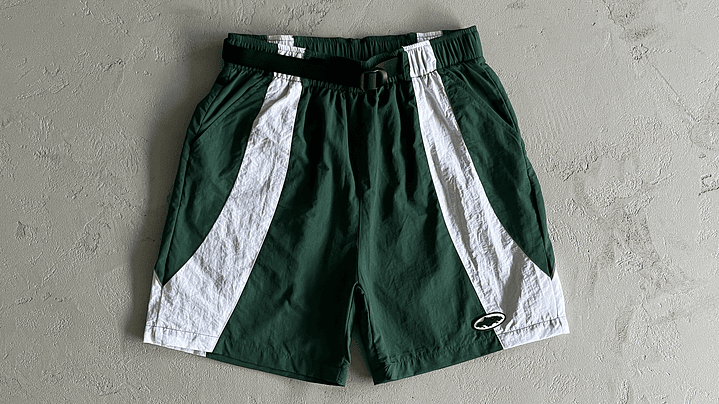 Short Corteiz Slant pocket green 1