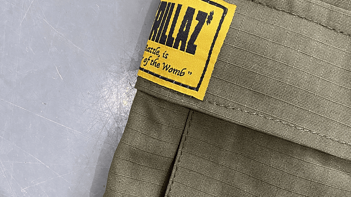 Short Corteiz cargo olive 4