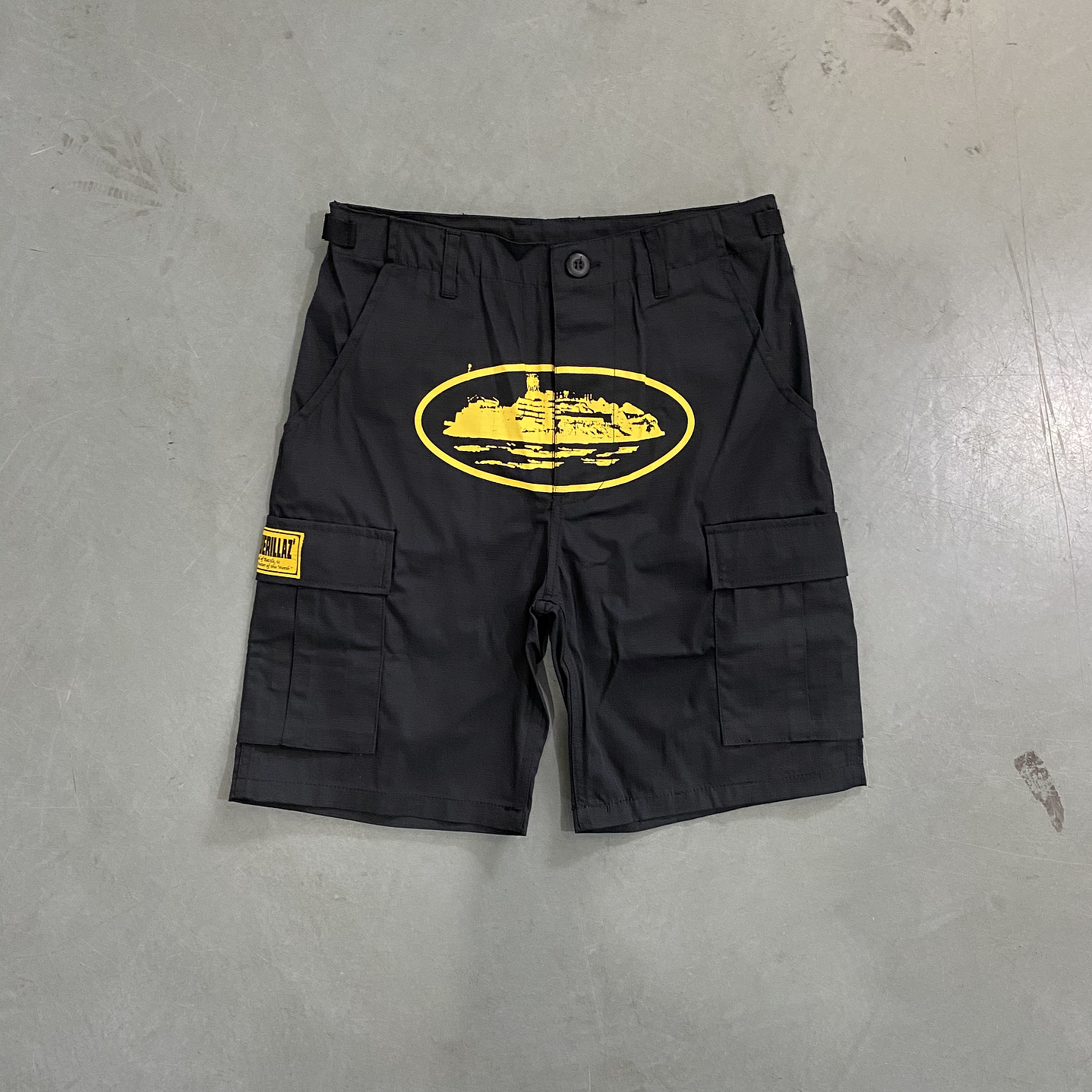 Short Corteiz cargo Guerrillaz black thunder 1