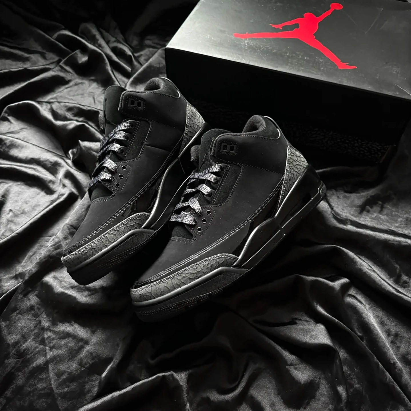 Jordan retro 3 black cat 2