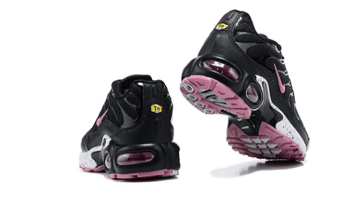 Air max plus Tn Black & pink 2