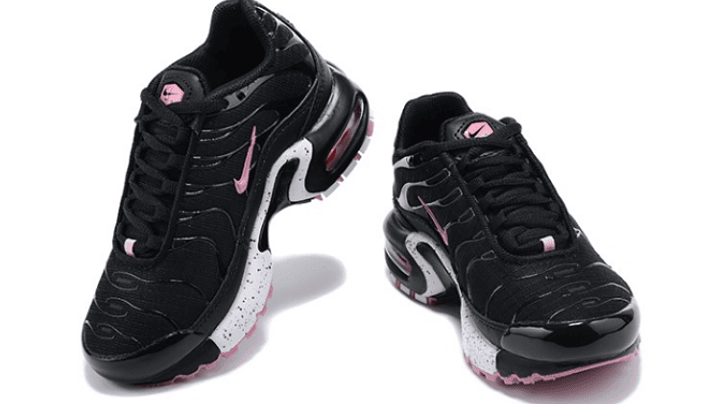 Air max plus Tn Black & pink 3