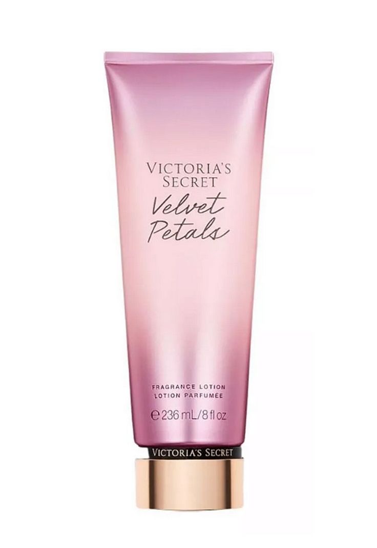 Victoria's Secret Velvet Petals Body Mist 250ml 1