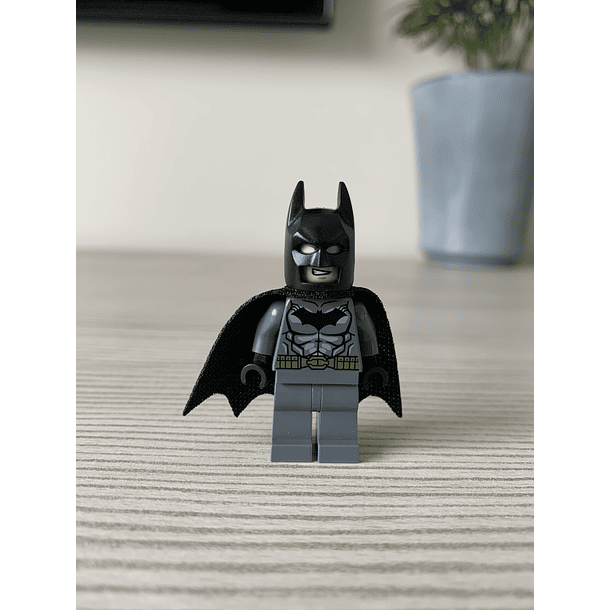 Batman - Dark Bluish Gray Suit 2