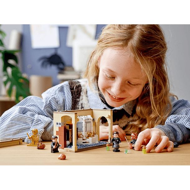 Hogwarts: Polyjuice Potion Mistake  4