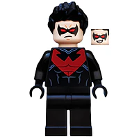 Nightwing - Agujeros rojos para los ojos y símbolo en el pecho