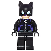 Catwoman - Labios morados