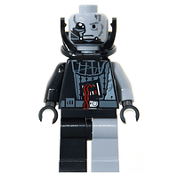 Darth Vader (Dañado por la batalla)