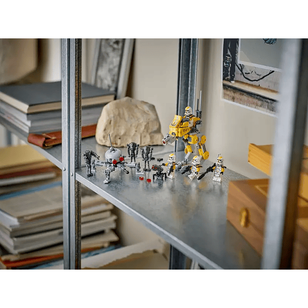 Pack de Combate: Soldados Clon del 327 Cuerpo Estelar 9