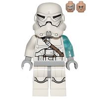 Jek-14 con Casco de Stormtrooper