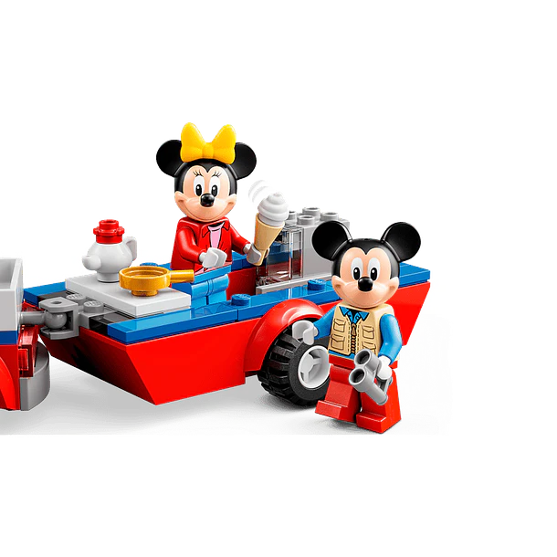 El viaje de campamento de Mickey y Minnie 5