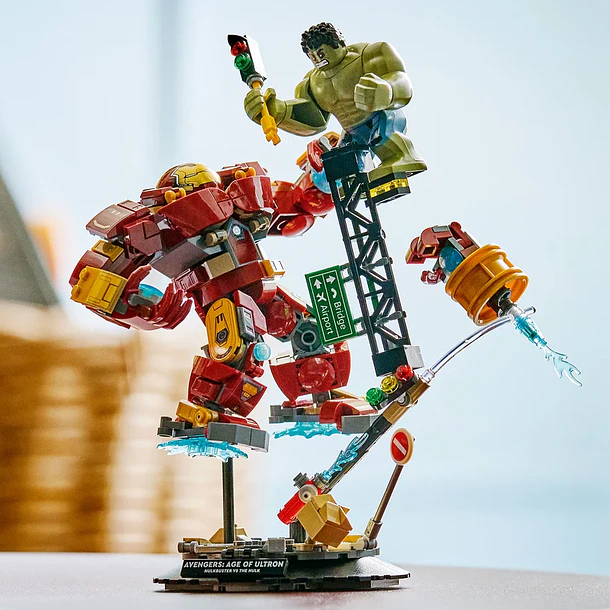 Batalla Legendaria: Hulkbuster vs. Hulk 8