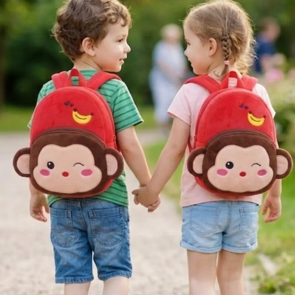 Mochila Infantil De Peluche de Monito Rojo 2