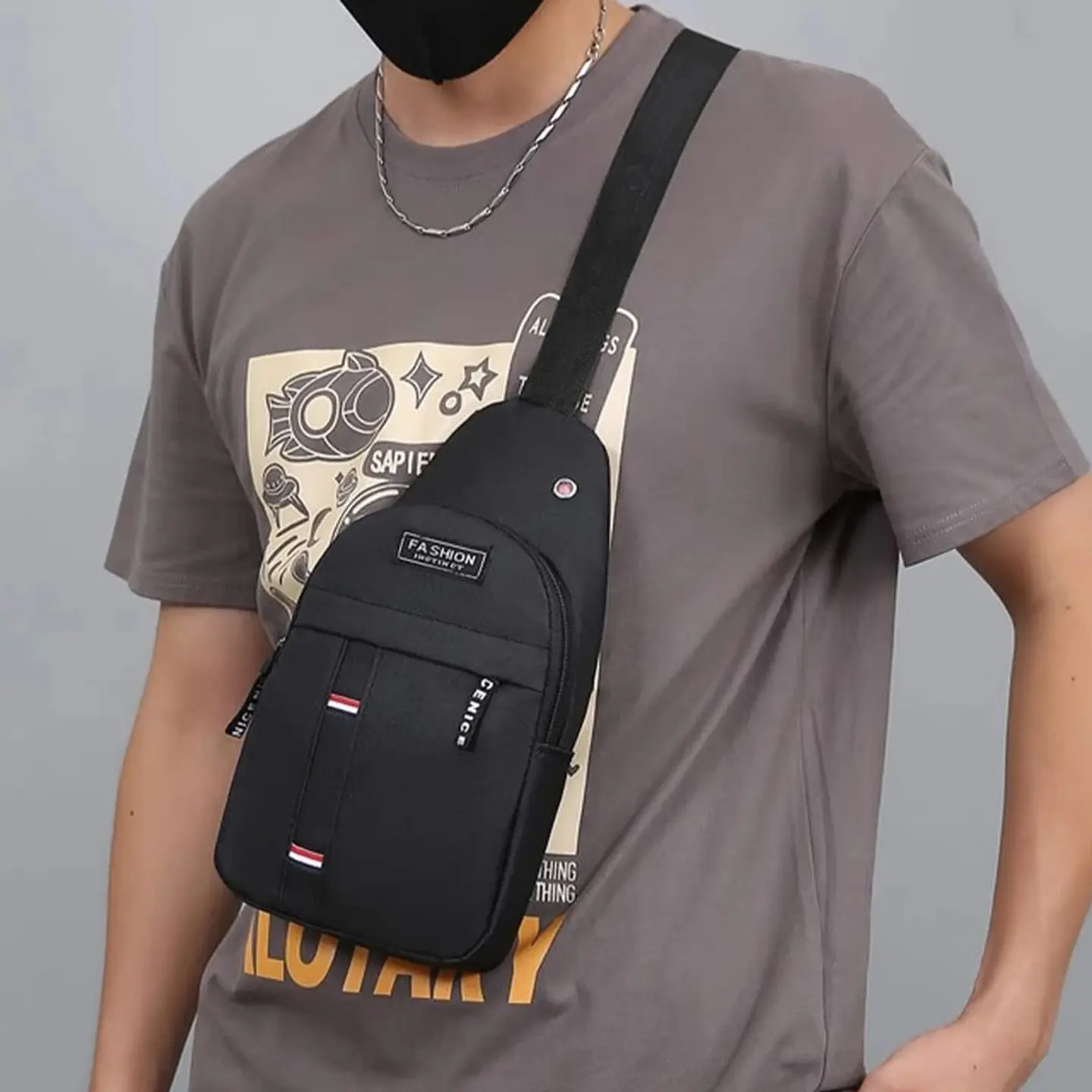 Morral Pechera Cruzado Con Salida Audifonos Negro 3