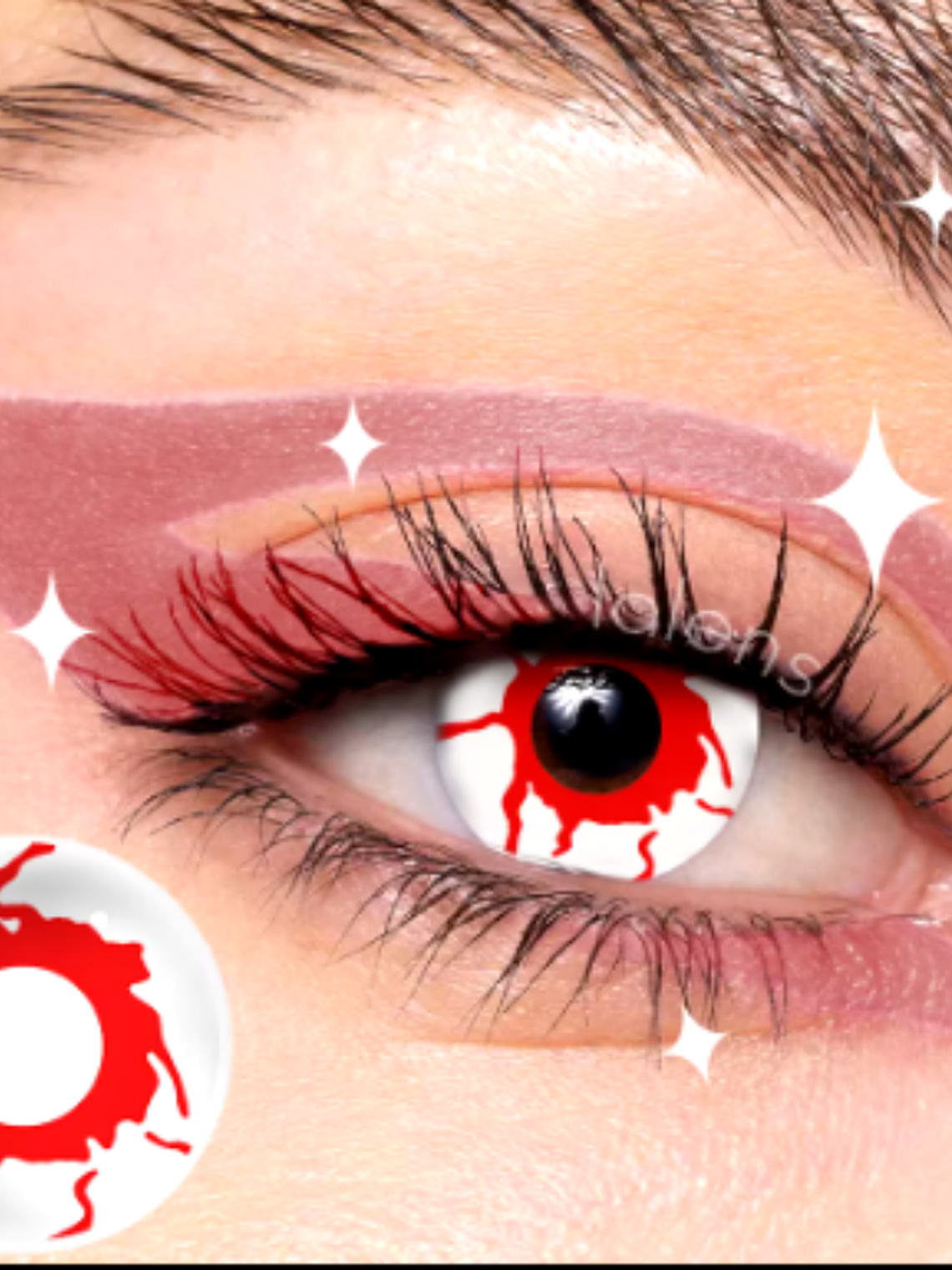 Lentes de contacto blanco con sangre 1