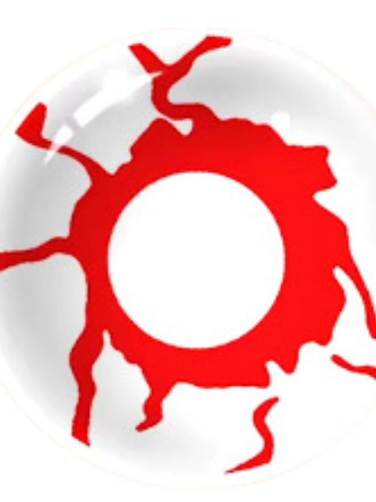 Lentes de contacto blanco con sangre 2