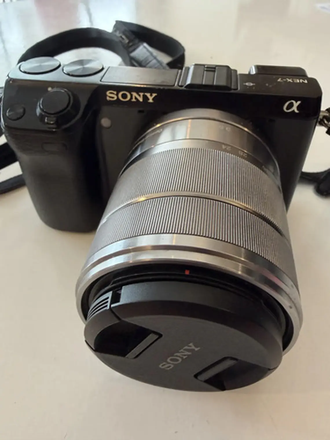 Sony Nex 7 +2  Lentes + Cargador Y 3 Baterias Usado 2