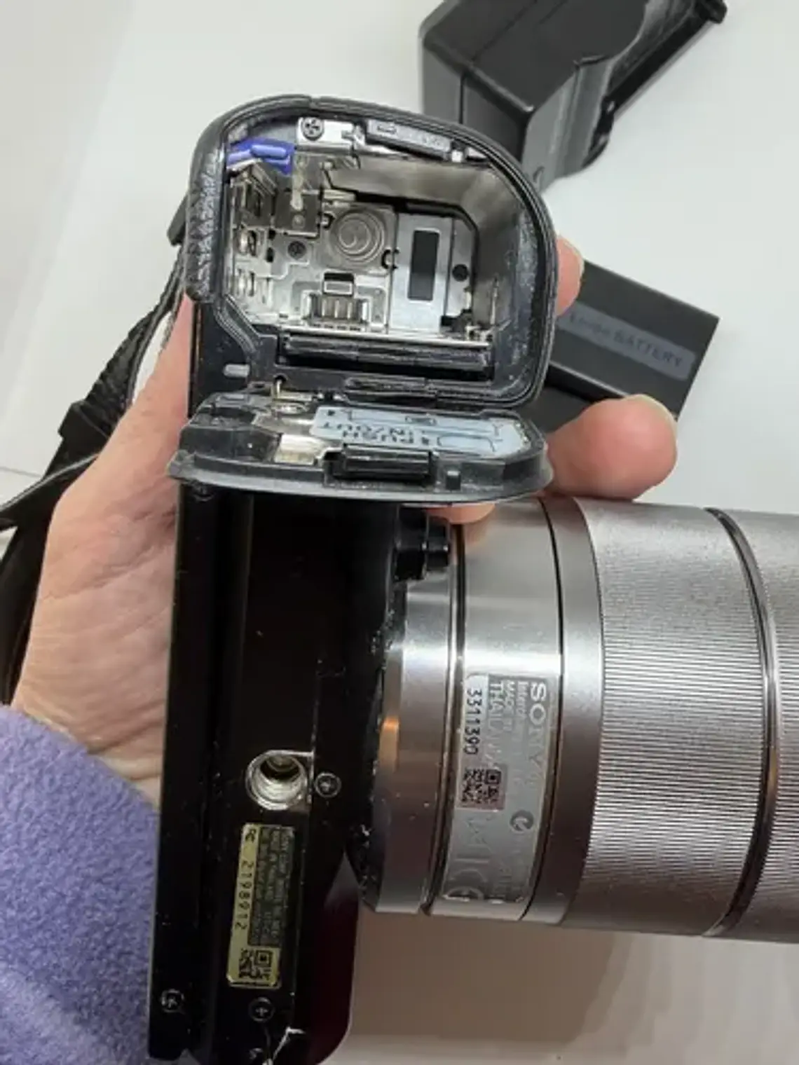 Sony Nex 7 +2  Lentes + Cargador Y 3 Baterias Usado 8