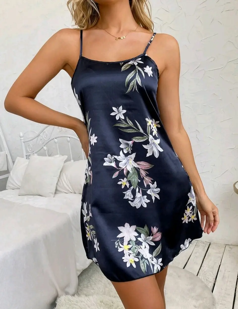 Camisón Satén Floral azul marino 5