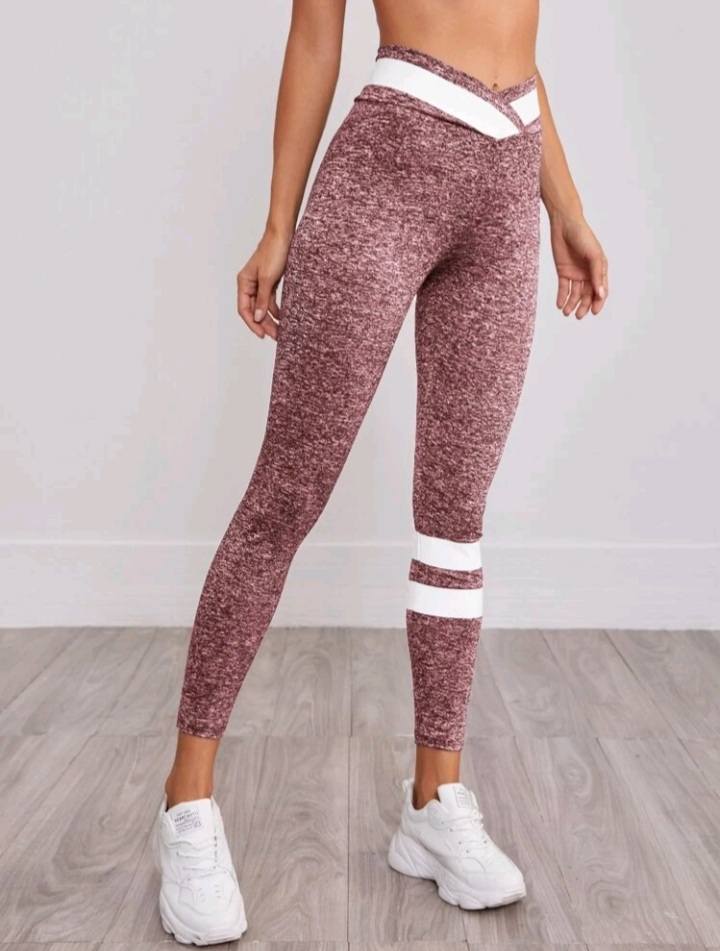 Leggins Deportivas raya burdeo 3