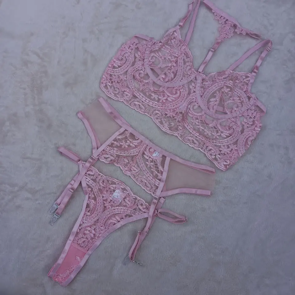 Conjunto Flores Bordadas 1
