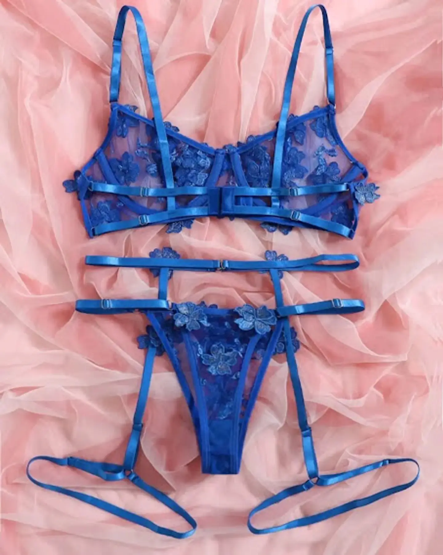 Conjunto Flores Bordadas 2