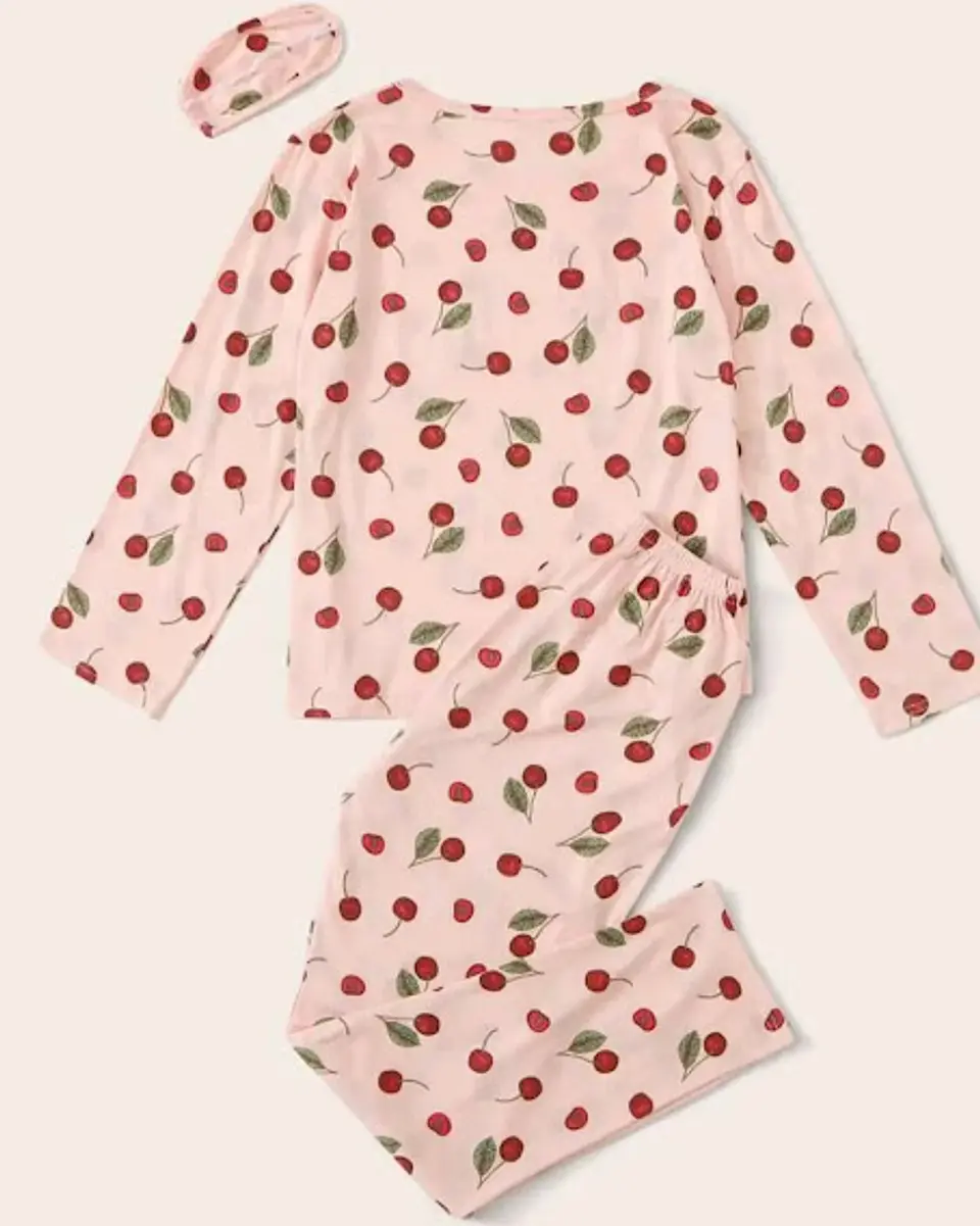 Pijama Estampado de Guindas 2