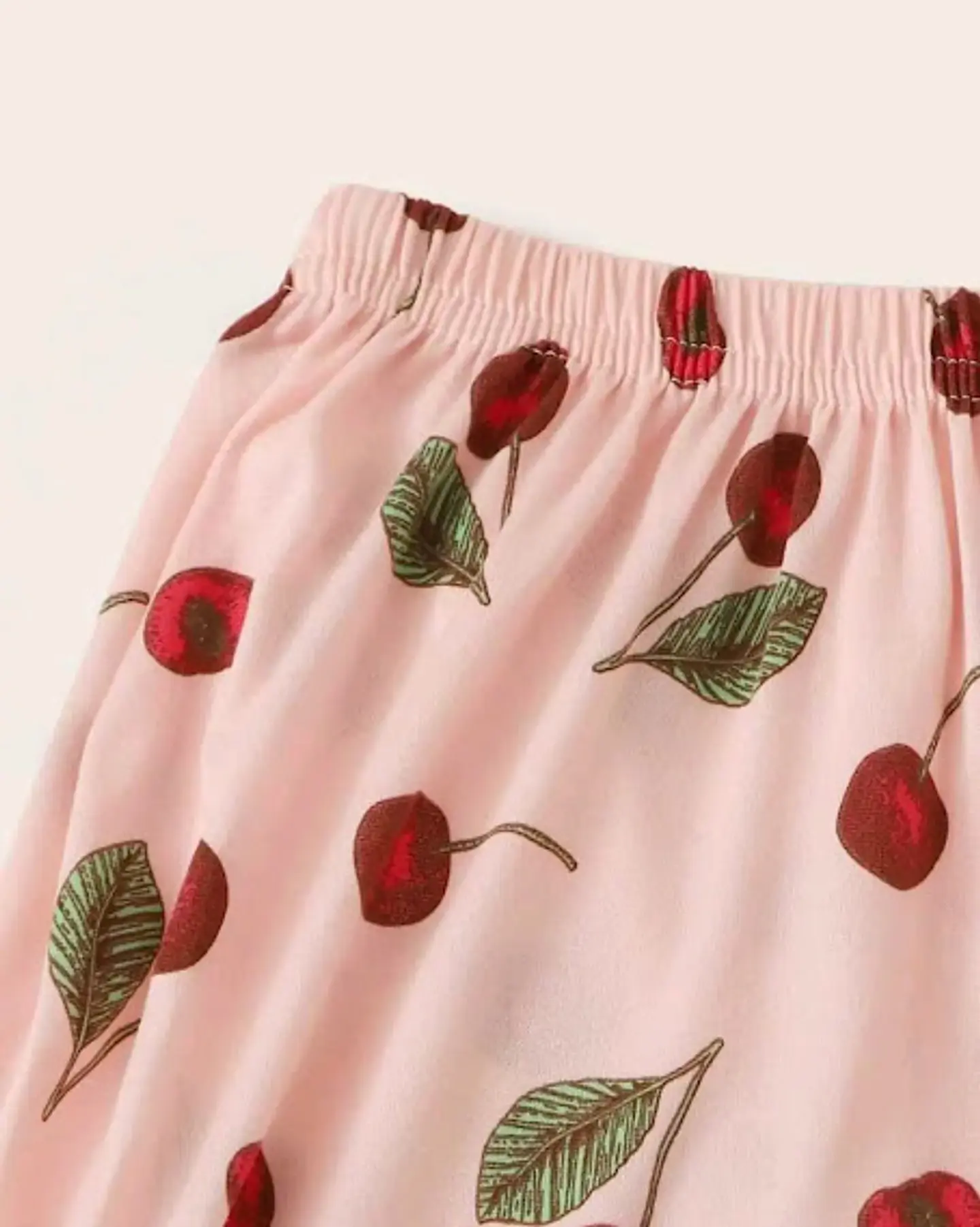 Pijama Estampado de Guindas 4