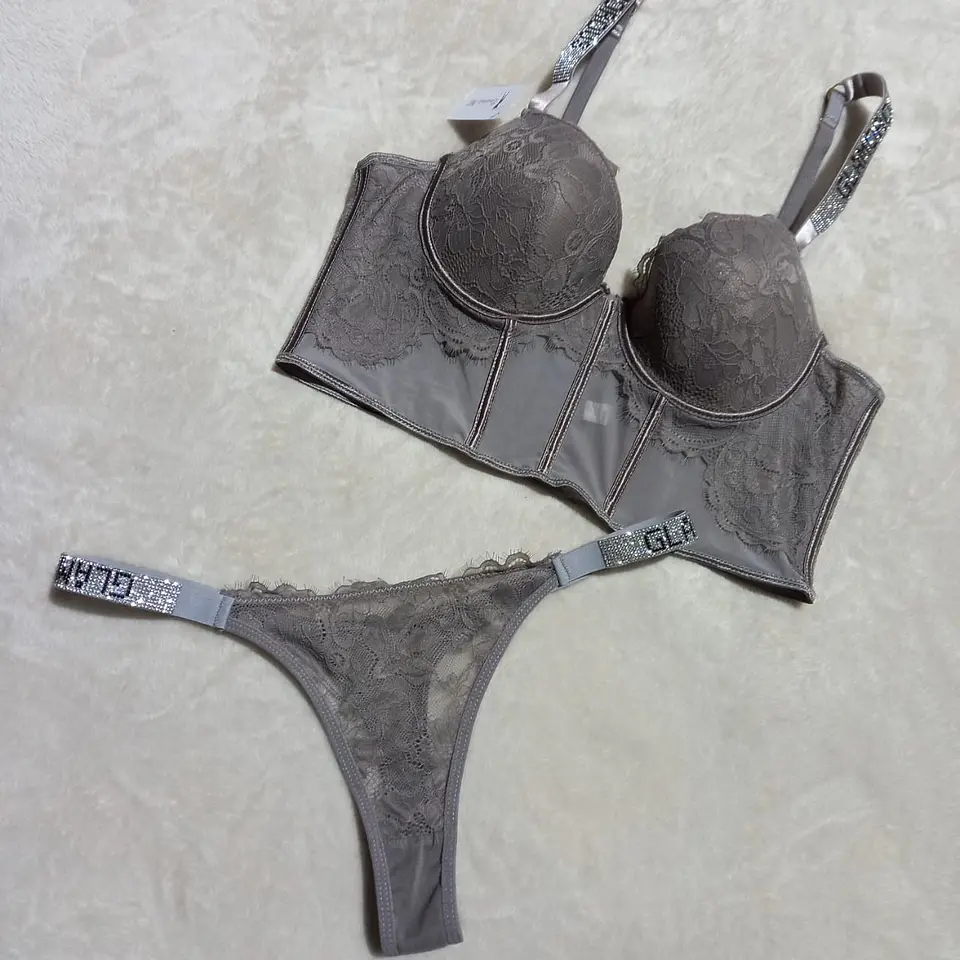 Conjunto GLAMOROUS 1