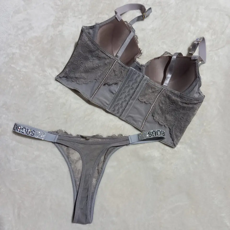 Conjunto GLAMOROUS 4