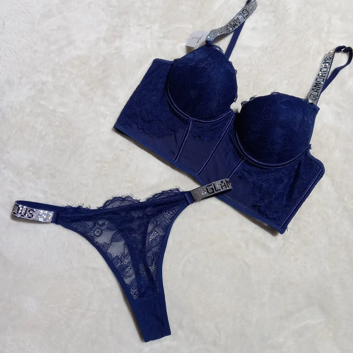 Conjunto GLAMOROUS 1