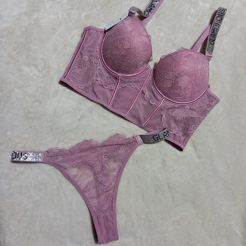 Conjunto GLAMOROUS